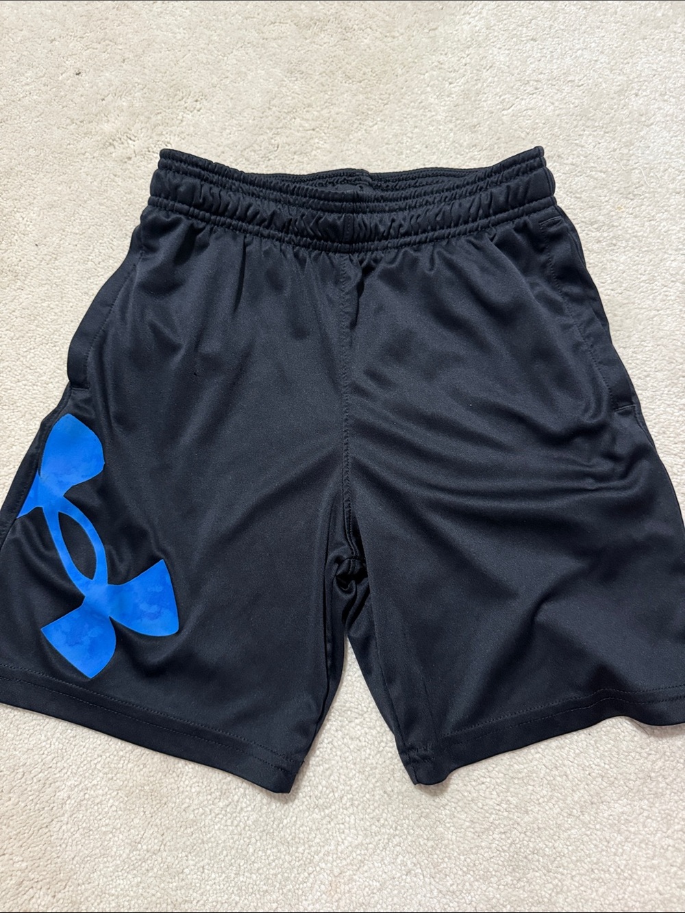 Under armour boys shorts